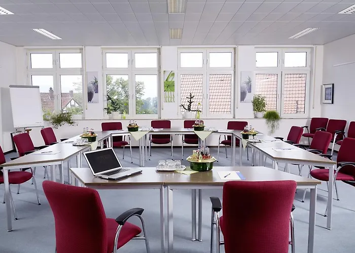 Zur Post ホテル 3*