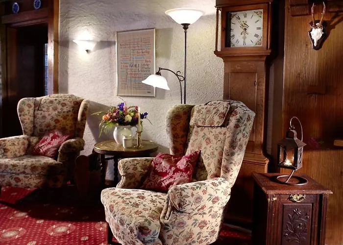 ホテル Zur Post 3*